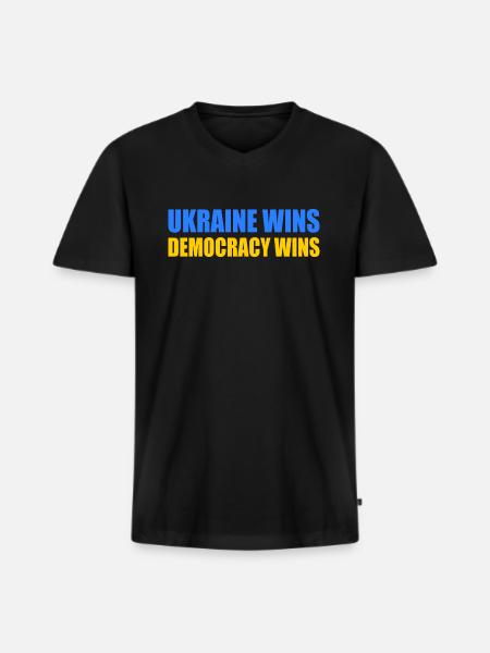 Ukraine wins democracy wins - Men's Premium Organic T-shirt with V-neck - black