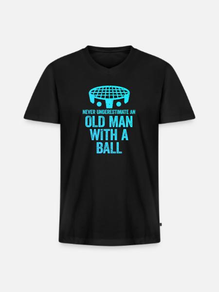 Old Roundnet Player - Men's Premium Organic T-shirt with V-neck - black
