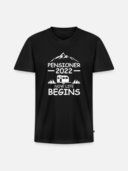 Retirement 2022 Retired Camper - Men's Premium Organic T-shirt with V-neck - black