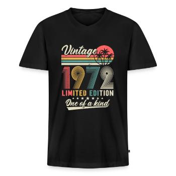 Born in 1972 Retro Vintage Birthday - Men's Premium Organic T-shirt with V-neck - black - Front - Nico (187cm)