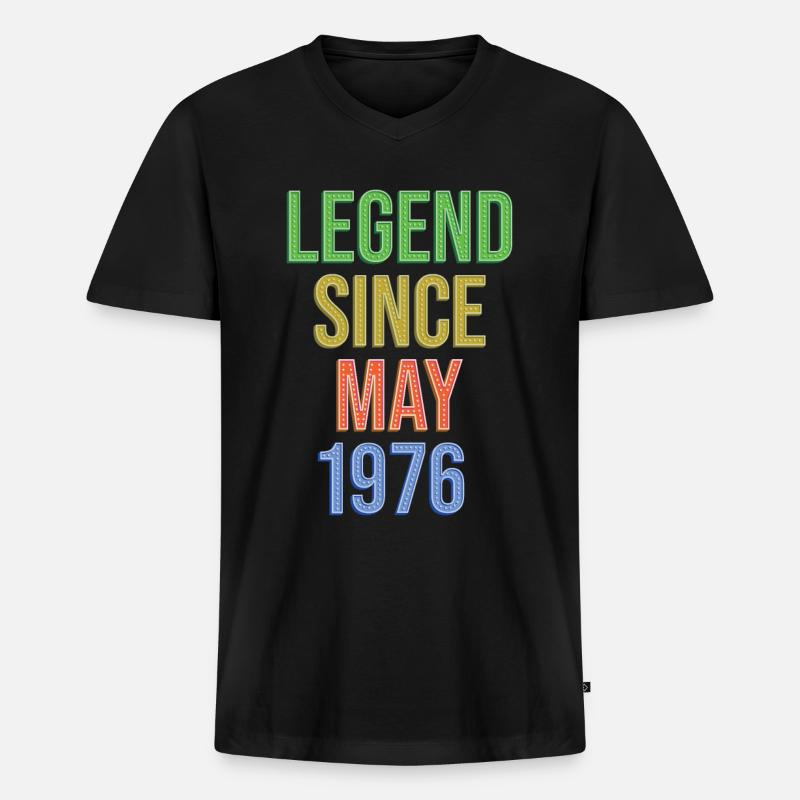 Legende seit Mai1976 - Männer Premium Bio T-Shirt mit V-Ausschnitt - Schwarz