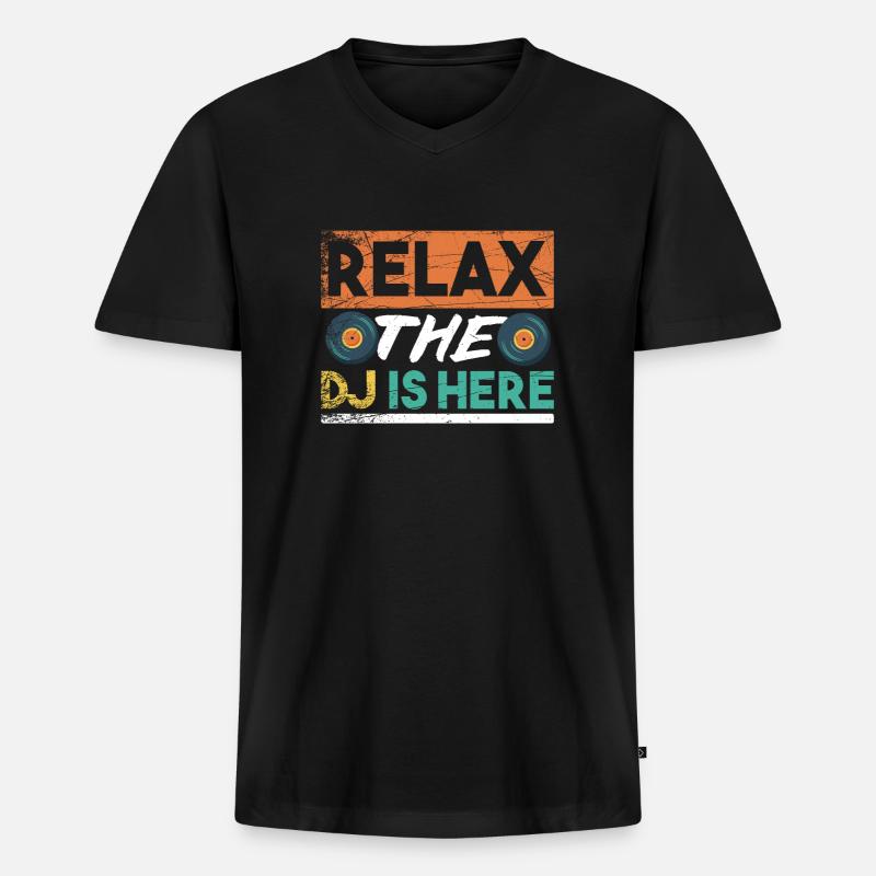 Relax the DJ is here - Männer Premium Bio T-Shirt mit V-Ausschnitt - Schwarz