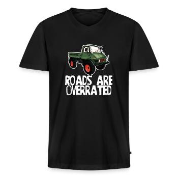 Roads are overrated - Unimog - Offroad - Oldtimer - Männer Premium Bio T-Shirt mit V-Ausschnitt - Schwarz - Vorne - Nico (187cm)