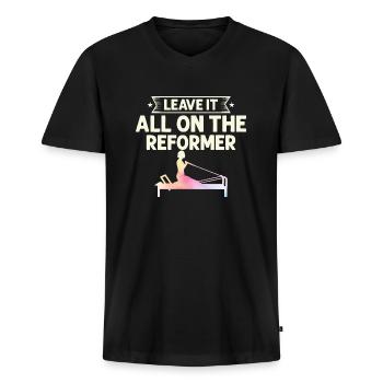 Leave It All On The Reformer Pilates Exercise - Men's Premium Organic T-shirt with V-neck - black - Front - Nico (187cm)