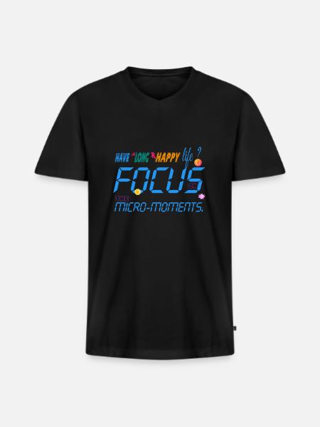 Focus on the micro-moments - Men's Premium Organic T-shirt with V-neck - black