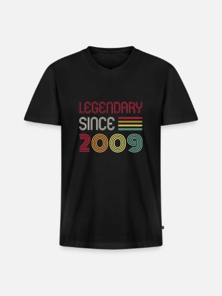 Birthday Legendary Since 2009 - Men's Premium Organic T-shirt with V-neck - black