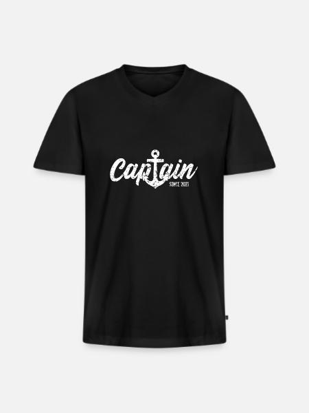 CAPTAIN SINCE 2021 KAPITÄN - Men's Premium Organic T-shirt with V-neck - black