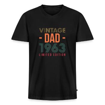Papa 1963 60e anniversaire Chemise cadeau - T-shirt encolure en V Premium bio Homme - noir - Devant - Nico (187cm)