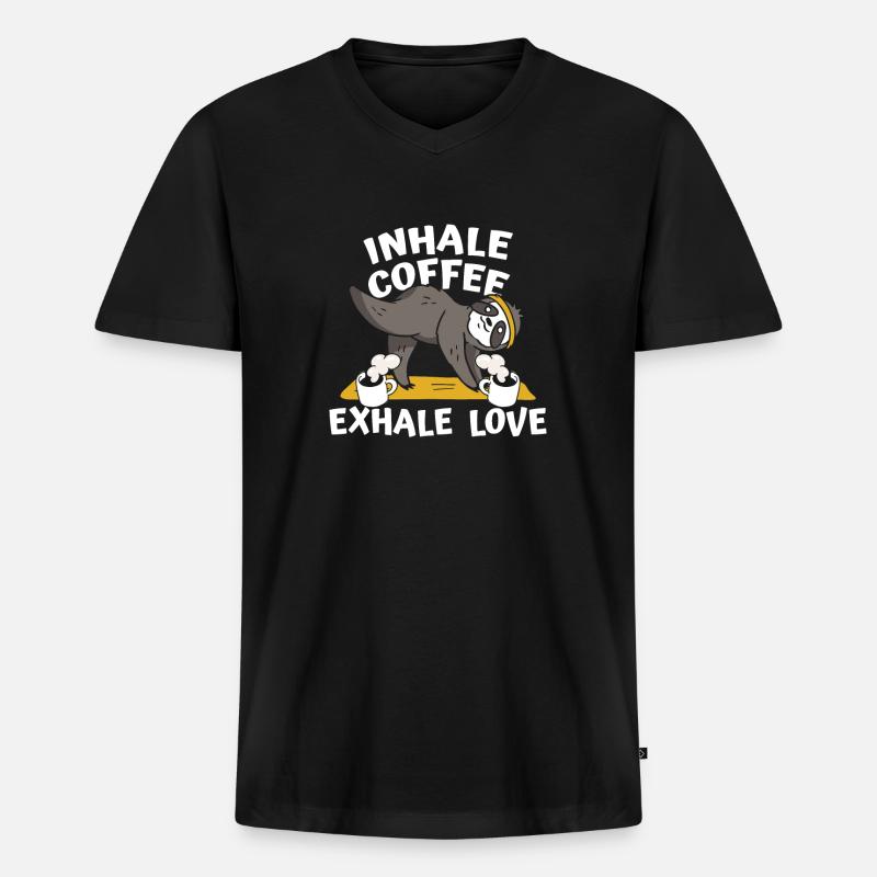 Faultier Kaffee Faultier Yoga - Männer Premium Bio T-Shirt mit V-Ausschnitt - Schwarz