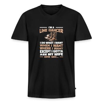 Line Dance - Männer Premium Bio T-Shirt mit V-Ausschnitt - Schwarz - Vorne - Nico (187cm)