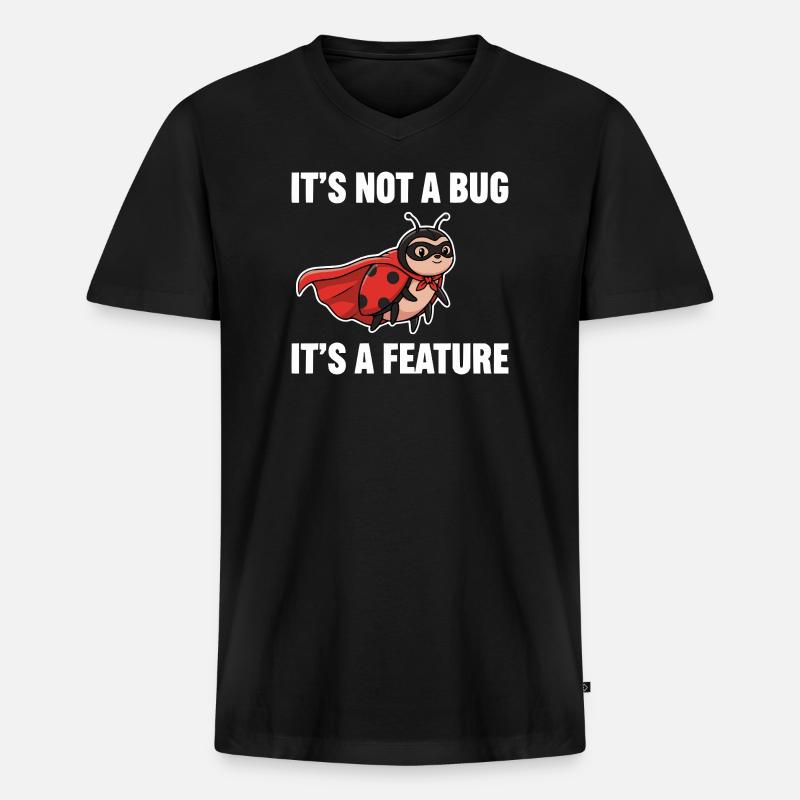 Kein Bug, nur Feature – Superheld Marienkäfer  - Männer Premium Bio T-Shirt mit V-Ausschnitt - Schwarz