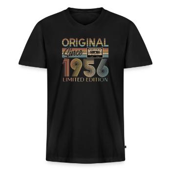 70. Geburtstag, 70 Jahre - Männer Premium Bio T-Shirt mit V-Ausschnitt - Schwarz - Vorne - Nico (187cm)