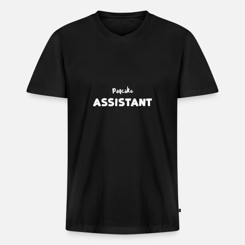 Pancake Assistant - Baking - Männer Premium Bio T-Shirt mit V-Ausschnitt - Schwarz