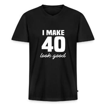 40 jaar - Mannen Premium Bio T-shirt met V-hals - zwart - Voor - Nico (187cm)