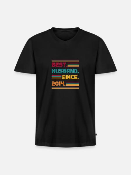 Best Husband Since 2014 - Men's Premium Organic T-shirt with V-neck - black