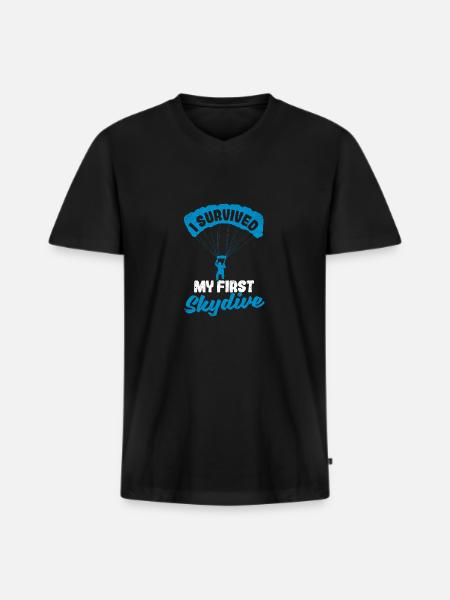 I survived my first skydiving - Men's Premium Organic T-shirt with V-neck - black