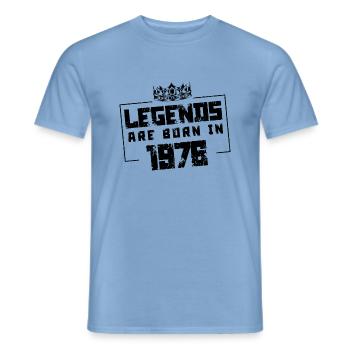 1976 legends born in - Männer T-Shirt - Carolina Blue - Vorne - AI Model Male 178 light (178cm)