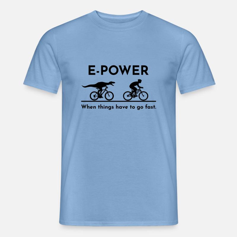Velociraptor chasing e-biker - Männer T-Shirt - Carolina Blue