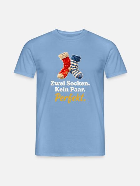Zwei Socken. Kein Paar. Perfekt. - Männer T-Shirt - Carolina Blue