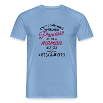 Princesse et maman c'est compliqué. Fête des mères - T-shirt homme - carolina blue - Devant - AI Model Male 178 light (178cm)