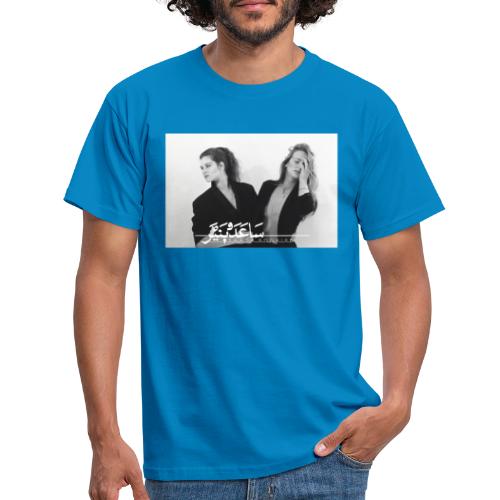 Poster - Saada Bonaire - posing@home blazer - Männer T-Shirt