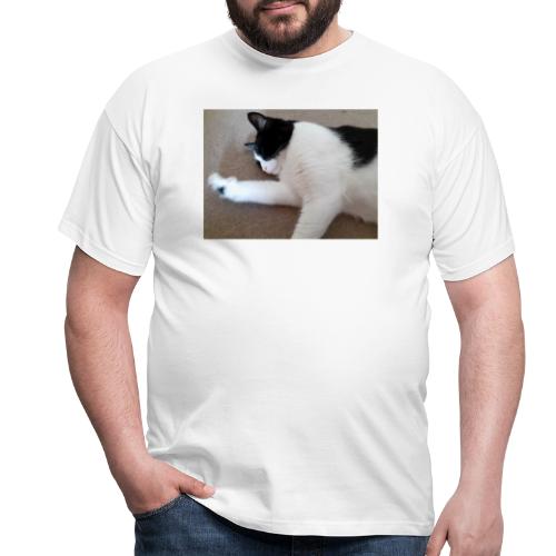 Chill like a cat! - Men's T-Shirt