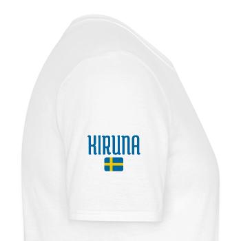 Kiruna mit der schwedischen Flagge - Männer T-Shirt - Weiß - Rechts - AI Model Male 178 dark (178cm)