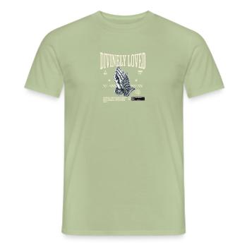 Göttlich Geliebt Durch Gnade Durch Glauben Betende - Männer T-Shirt - Sage - Vorne - AI Model Male 178 light (178cm)