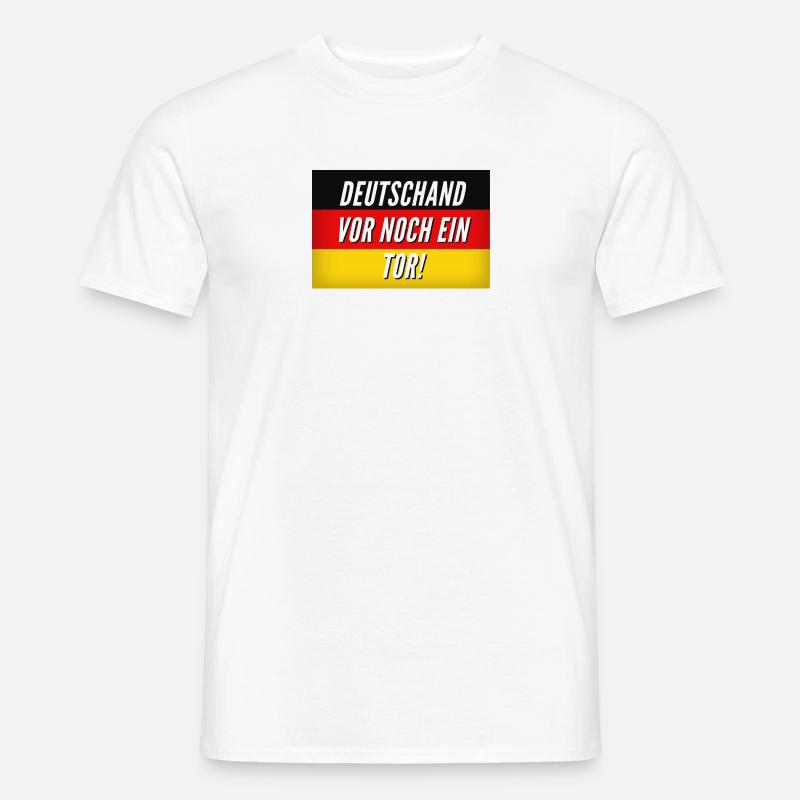 WM Design "Deutschland vor noch ein Tor!" - Männer T-Shirt - Weiß