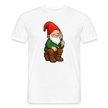 Gartenzwerg mit Blume – Fröhlicher Cartoon - Männer T-Shirt - Weiß - Vorne - AI Model Male 178 dark (178cm)