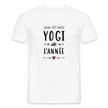 Yogi de l'année / Yoga - T-shirt homme - blanc - Devant - AI Model Male 178 dark (178cm)