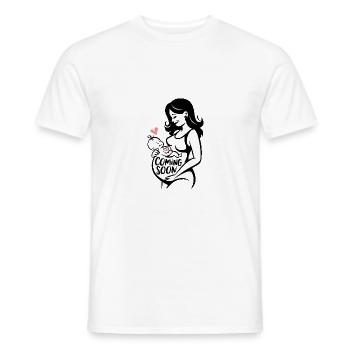 Coming Soon Baby Schwanger Schwangerschaft - Männer T-Shirt - Weiß - Vorne - AI Model Male 178 dark (178cm)