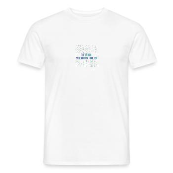 62. Geburtstag 62 Jahre alt Binärcode Coder - Männer T-Shirt - Weiß - Vorne - AI Model Male 178 dark (178cm)