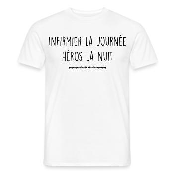 Infirmier la journée, héros la nuit - T-shirt homme - blanc - Devant - AI Model Male 178 dark (178cm)