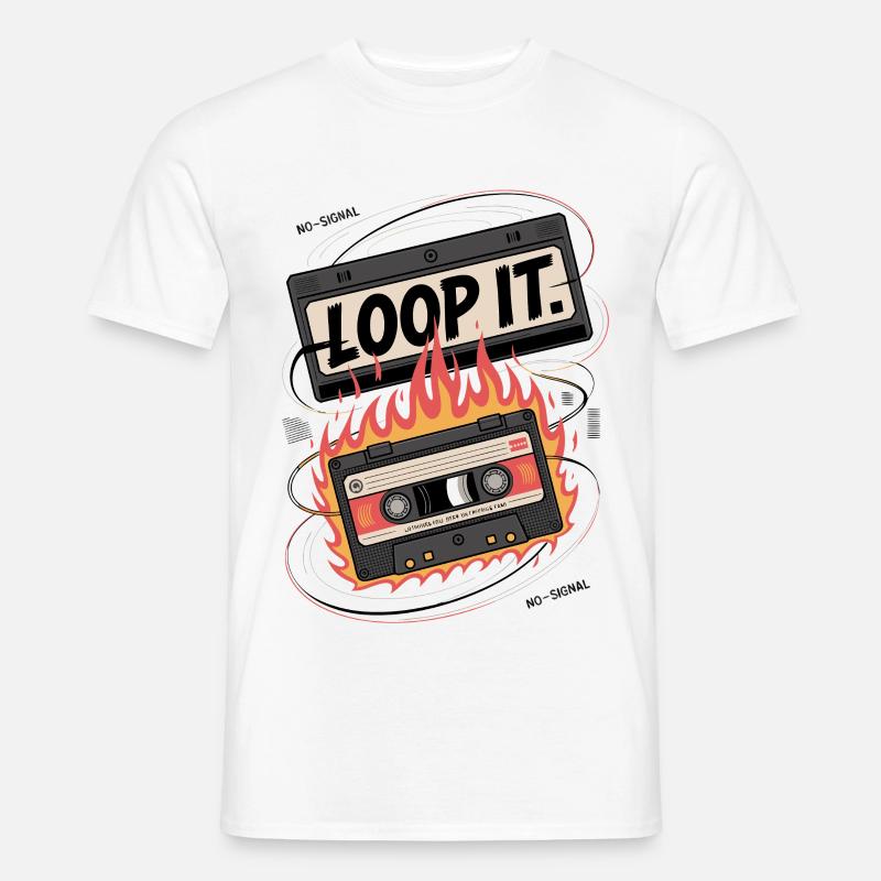 Retro Kassette mit "Loop It" Flammen-Design - Männer T-Shirt - Weiß