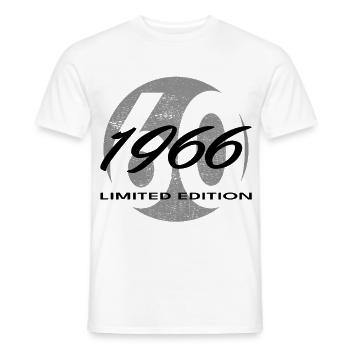 60e anniversaire 1966 cadeau pour hommes et femmes - T-shirt homme - blanc - Devant - AI Model Male 178 dark (178cm)