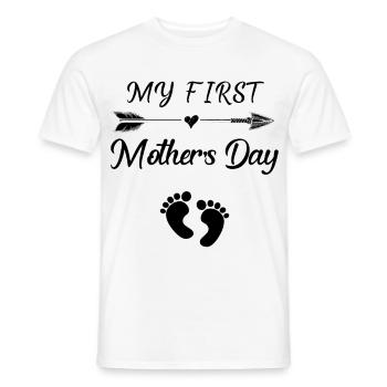 Mein erstes Muttertags-T-Shirt für eine schwangere Mutter - Männer T-Shirt - Weiß - Vorne - AI Model Male 178 dark (178cm)