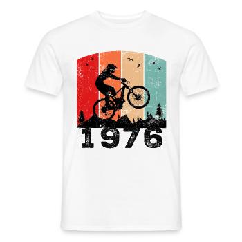 Vintage 1976 - Männer T-Shirt - Weiß - Vorne - AI Model Male 178 dark (178cm)