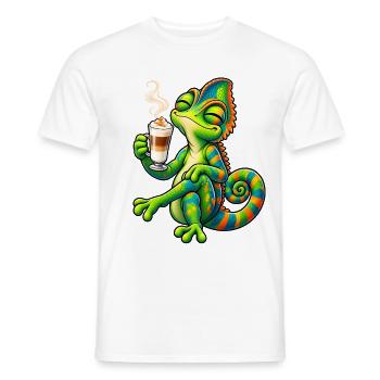 Süßes Chamäleon mit Latte Macchiato - Männer T-Shirt - Weiß - Vorne - AI Model Male 178 dark (178cm)