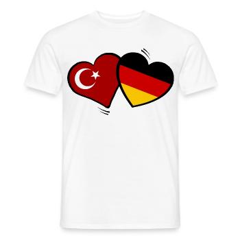 Türkei Deutschland Herzenflaggen - Männer T-Shirt - Weiß - Vorne - AI Model Male 178 dark (178cm)