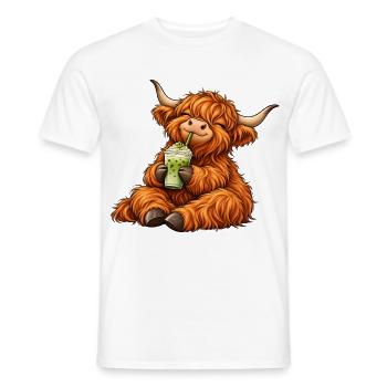 Highland Cattle mit Matcha Latte – Kuhmotiv - Männer T-Shirt - Weiß - Vorne - AI Model Male 178 dark (178cm)