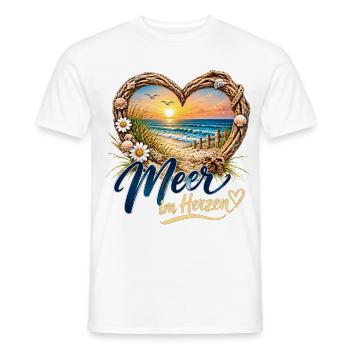 Meer im Herzen: Strandherz-Design - Männer T-Shirt - Weiß - Vorne - AI Model Male 178 dark (178cm)
