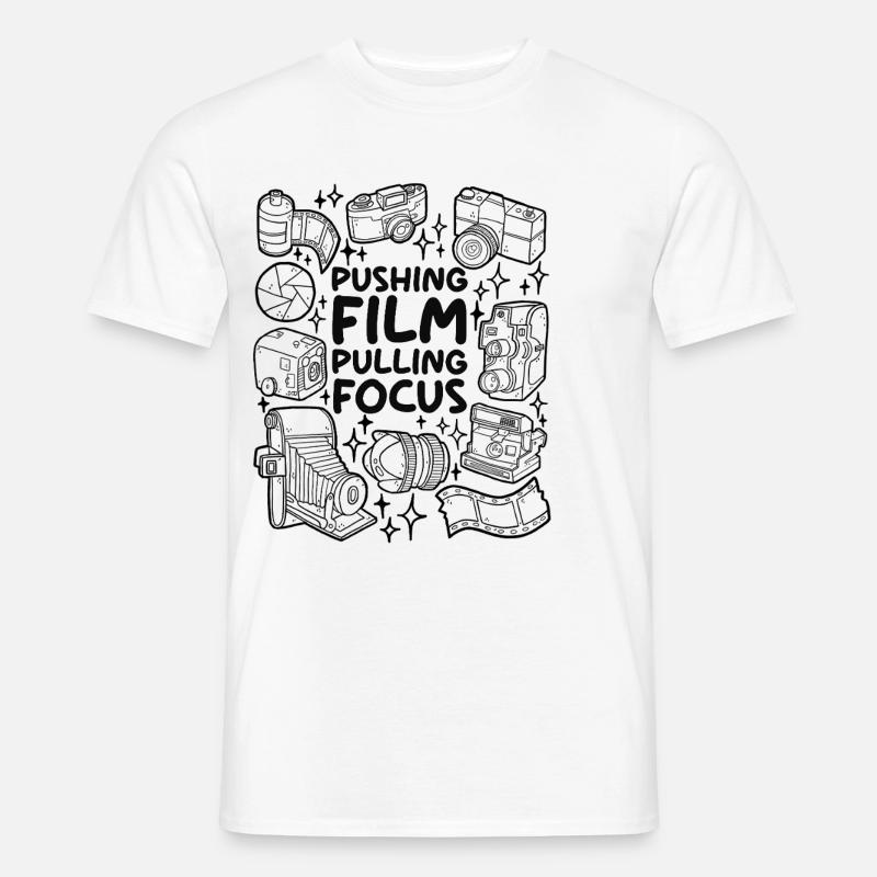Pushing Film – Pulling Focus - Männer T-Shirt - Weiß