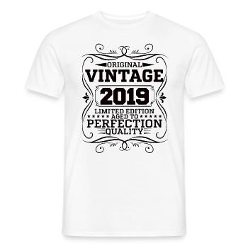 Vintage 2019 Original Limited Edition - Männer T-Shirt - Weiß - Vorne - AI Model Male 178 dark (178cm)