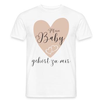 MEIN BABY gehört zu mir - Männer T-Shirt - Weiß - Vorne - AI Model Male 178 dark (178cm)