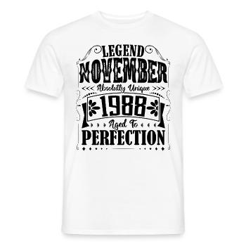 November 1988. November 1988 Geburtstagsgeschenk - Männer T-Shirt - Weiß - Vorne - AI Model Male 178 dark (178cm)