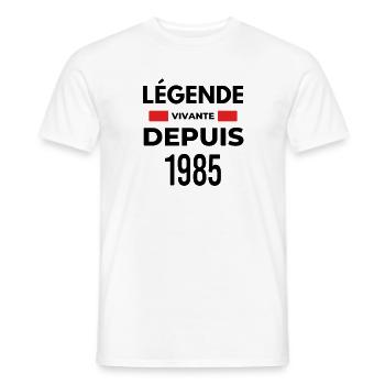Légende vivante depuis 1985 - T-shirt homme - blanc - Devant - AI Model Male 178 dark (178cm)