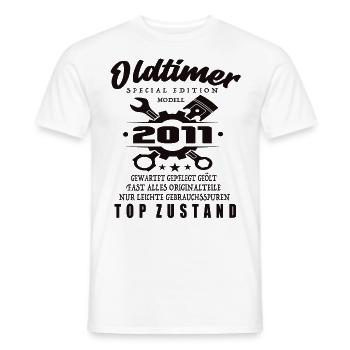 Oldtimer Special Edition Modell 2011 Geburtstag - Männer T-Shirt - Weiß - Vorne - AI Model Male 178 dark (178cm)