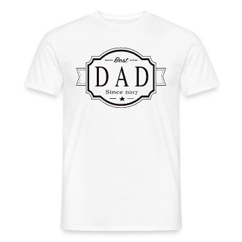 Meilleur papa depuis 2017 - T-shirt homme - blanc - Devant - AI Model Male 178 dark (178cm)