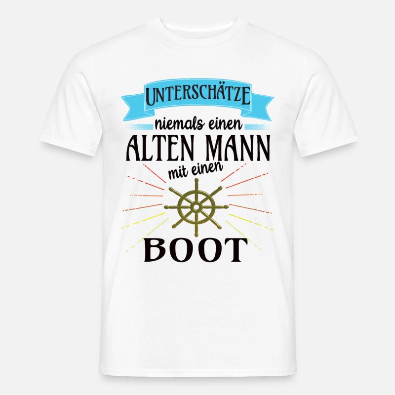 Alter Mann mit Boot - Männer T-Shirt - Weiß